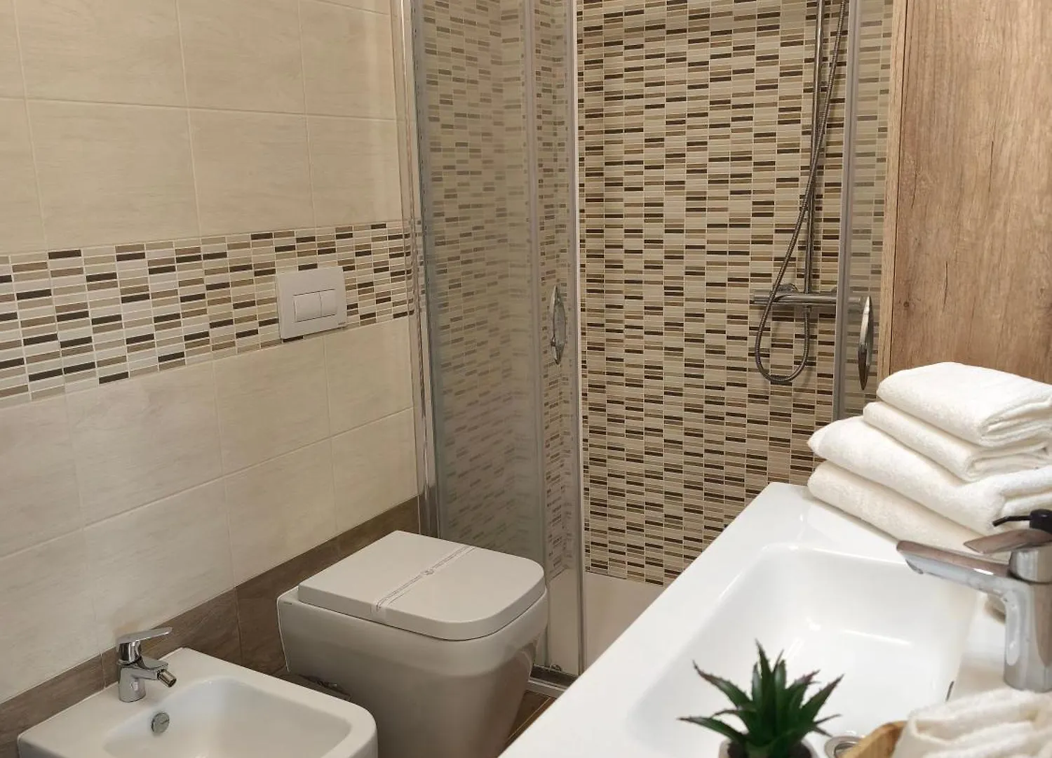 Guest House Civico 16 Oristano Apartamento
