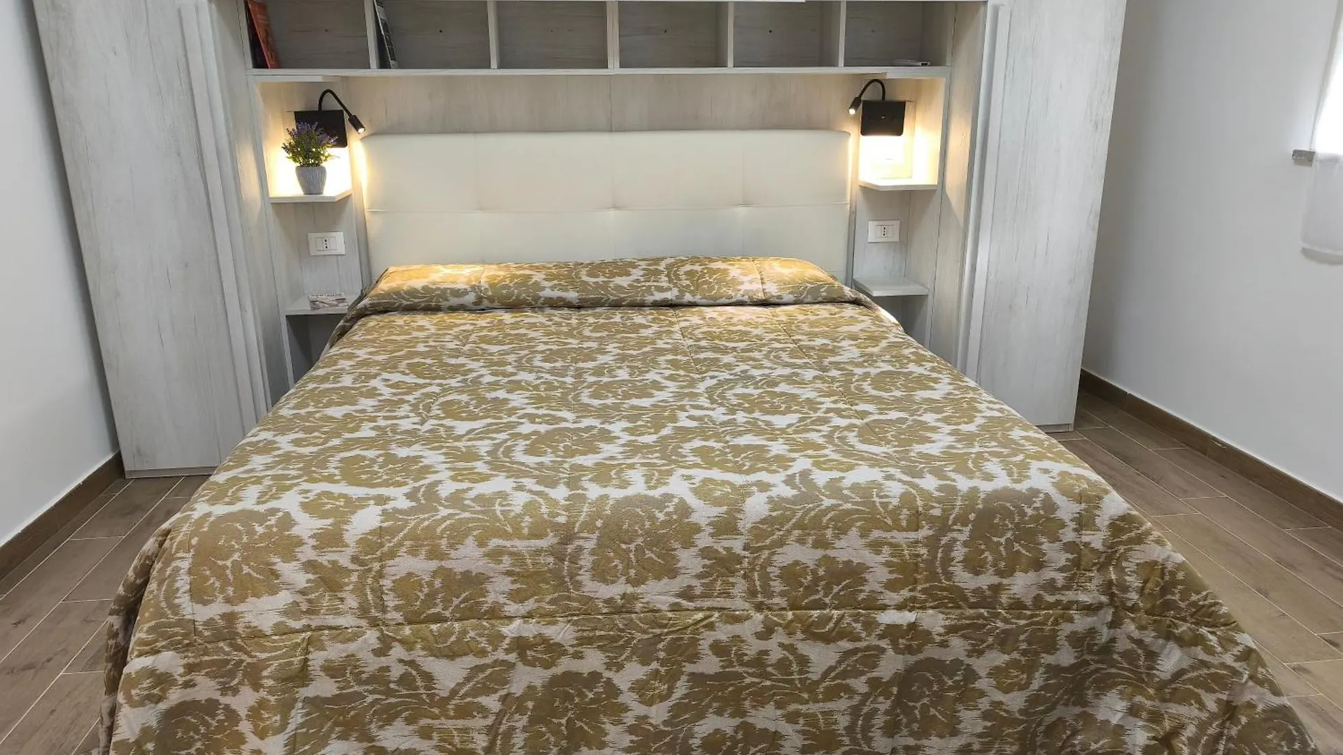 Guest House Civico 16 Oristano Itália
